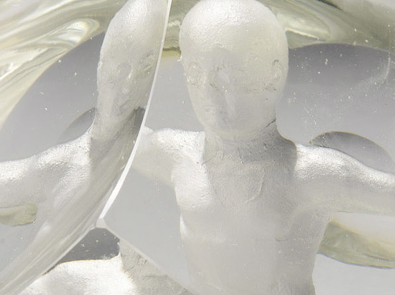 Sculpture anthropomorphe (Anthropomorphic sculpture) Sculpture anthropomorphe (Anthropomorphic sculpture)