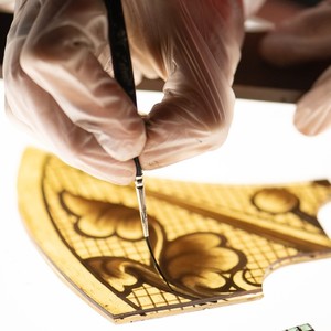 Peinture sur verre, par l'atelier Cyril Gouty Peinture sur verre, par l'atelier Cyril Gouty