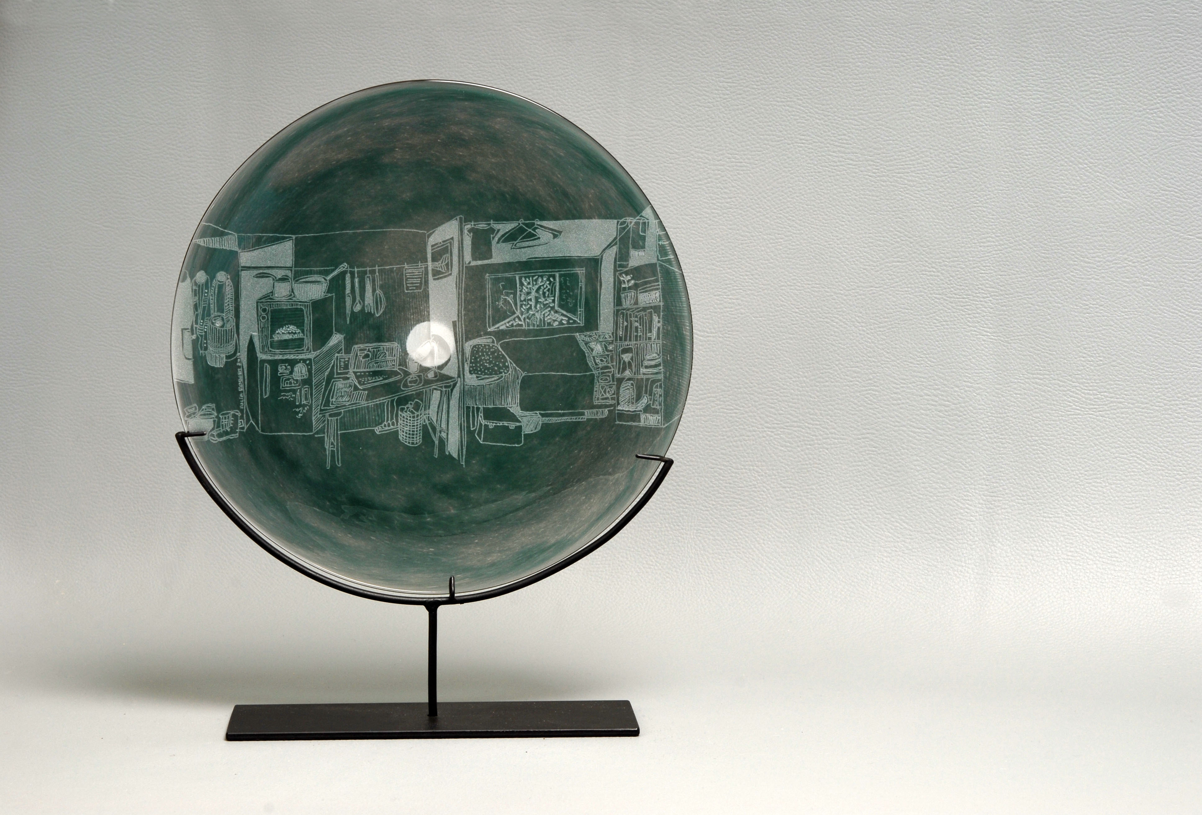 cives-soufflee-gravee-julia-robert-verre-glass-blowing-engraving-9m2-b.jpg